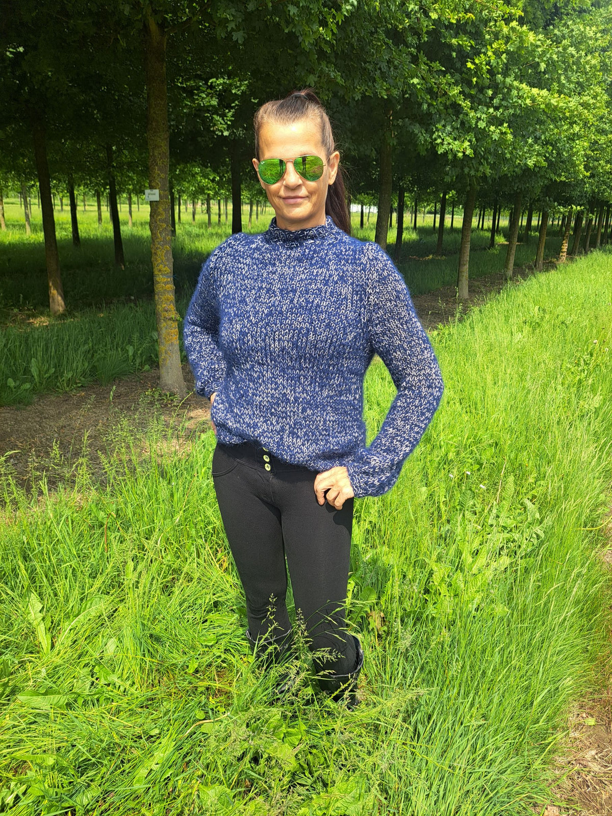 Pullover Glitzer und dunkelblau stricken