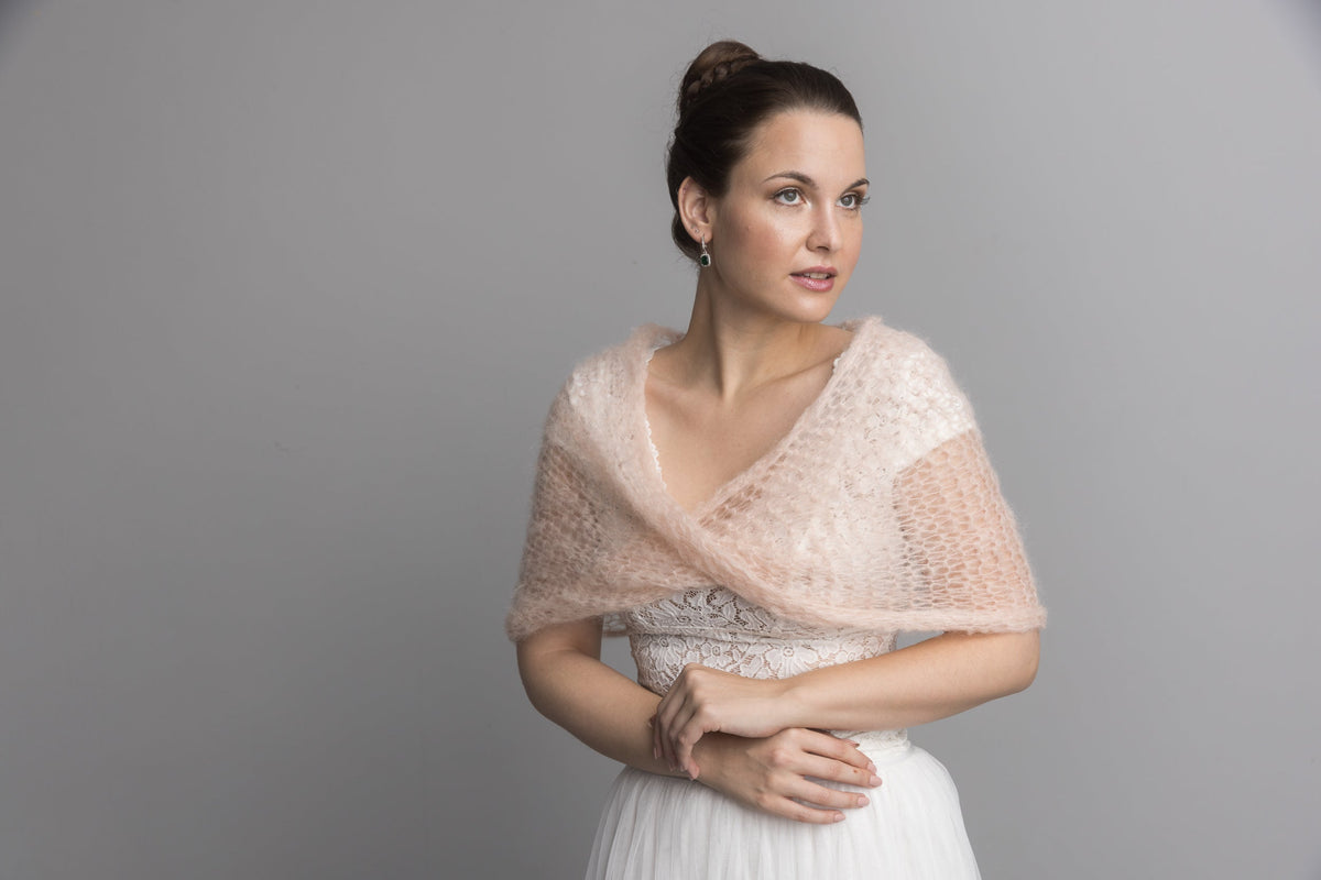 Knit Kit für einen Loop Sinja mit Strickanleitung, Wolle und Stricknadeln - Beemohr