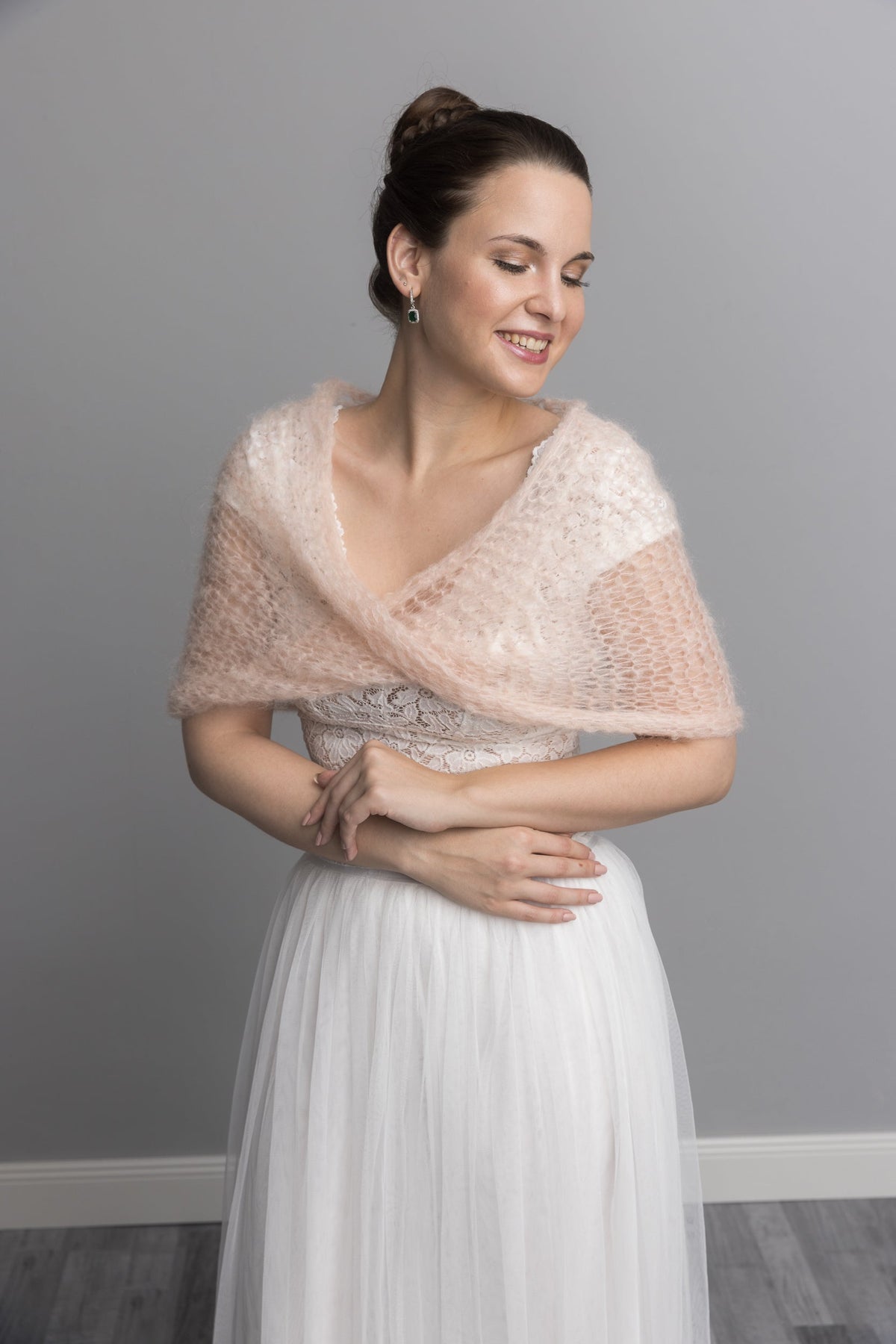 Knit Kit für einen Loop Sinja mit Strickanleitung, Wolle und Stricknadeln - Beemohr