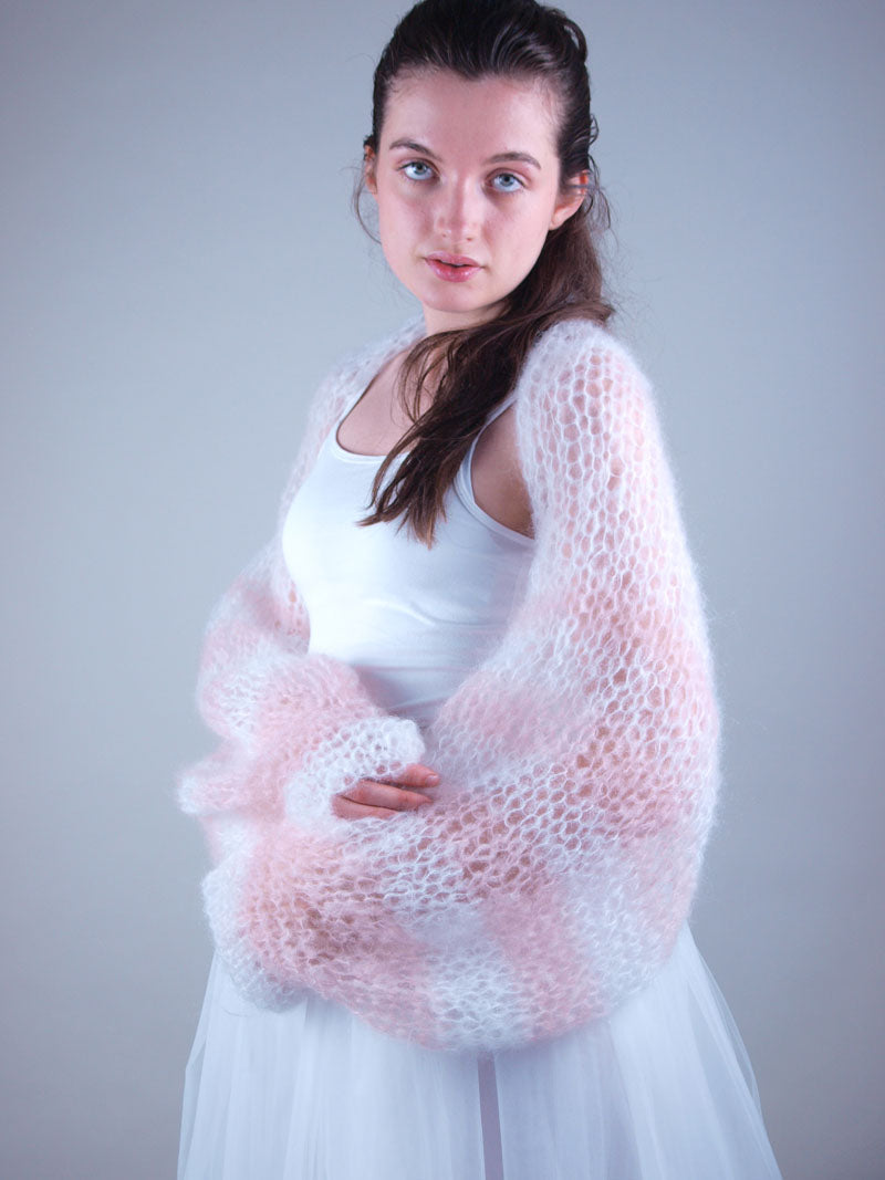 Leichter Bolero handgestrickt aus zwei Farben für Rock & Jeans - Beemohr
