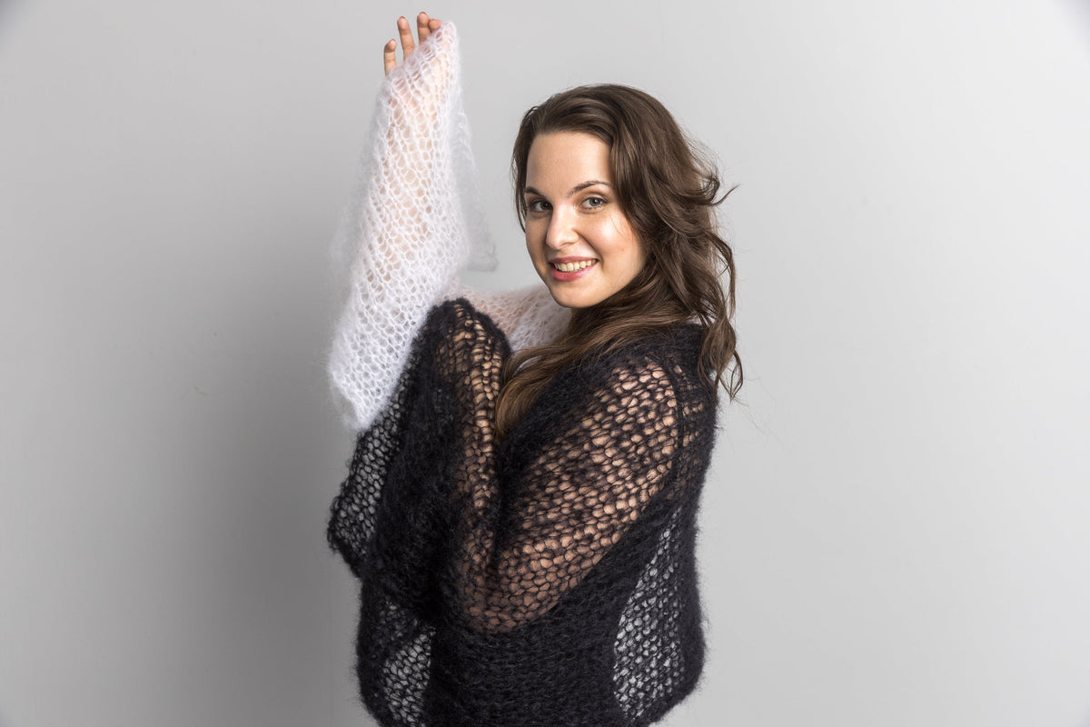 Strickanleitung: Zweifarbigen Stola Schal zum Selber Stricken aus Mohair - Beemohr