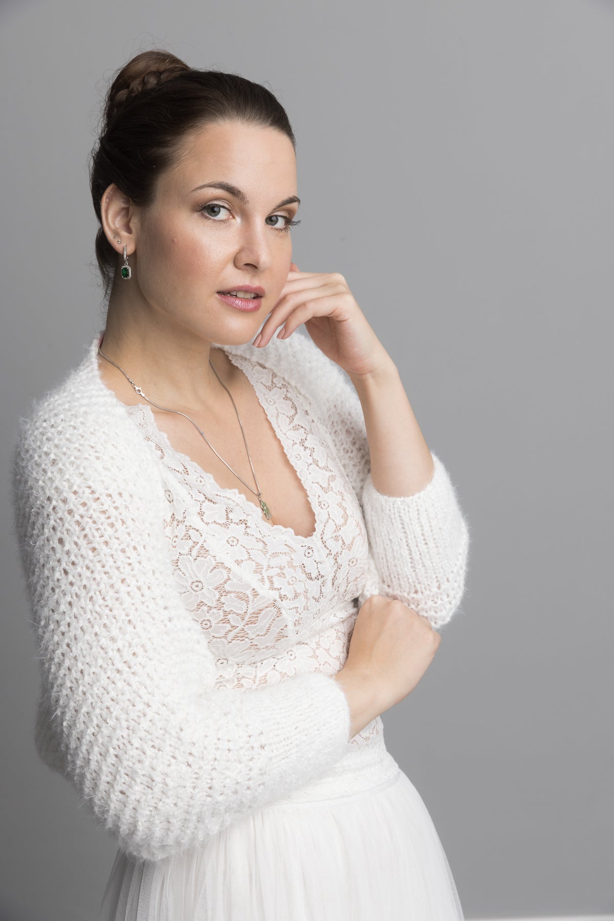 Bolero in weiß ivory für Bräute gsetrickt