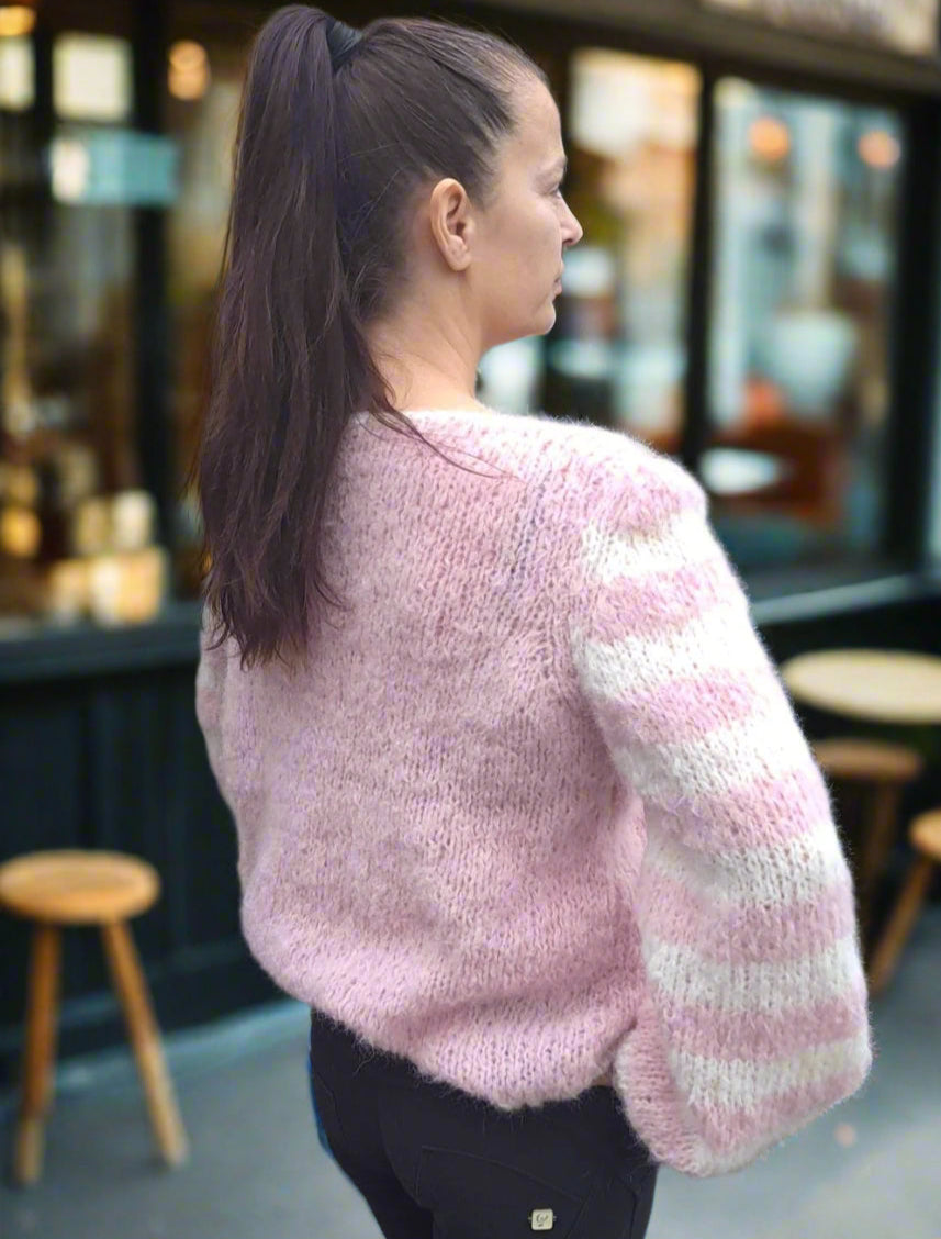 Strickpullover rosa creme gestreift Strickanleitung für Reiki Wolle