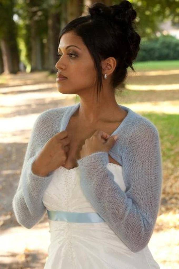 For You: Pastell - farbende Brautjacke LEONIE für Hochzeiten im Frühling und Sommer - Beemohr