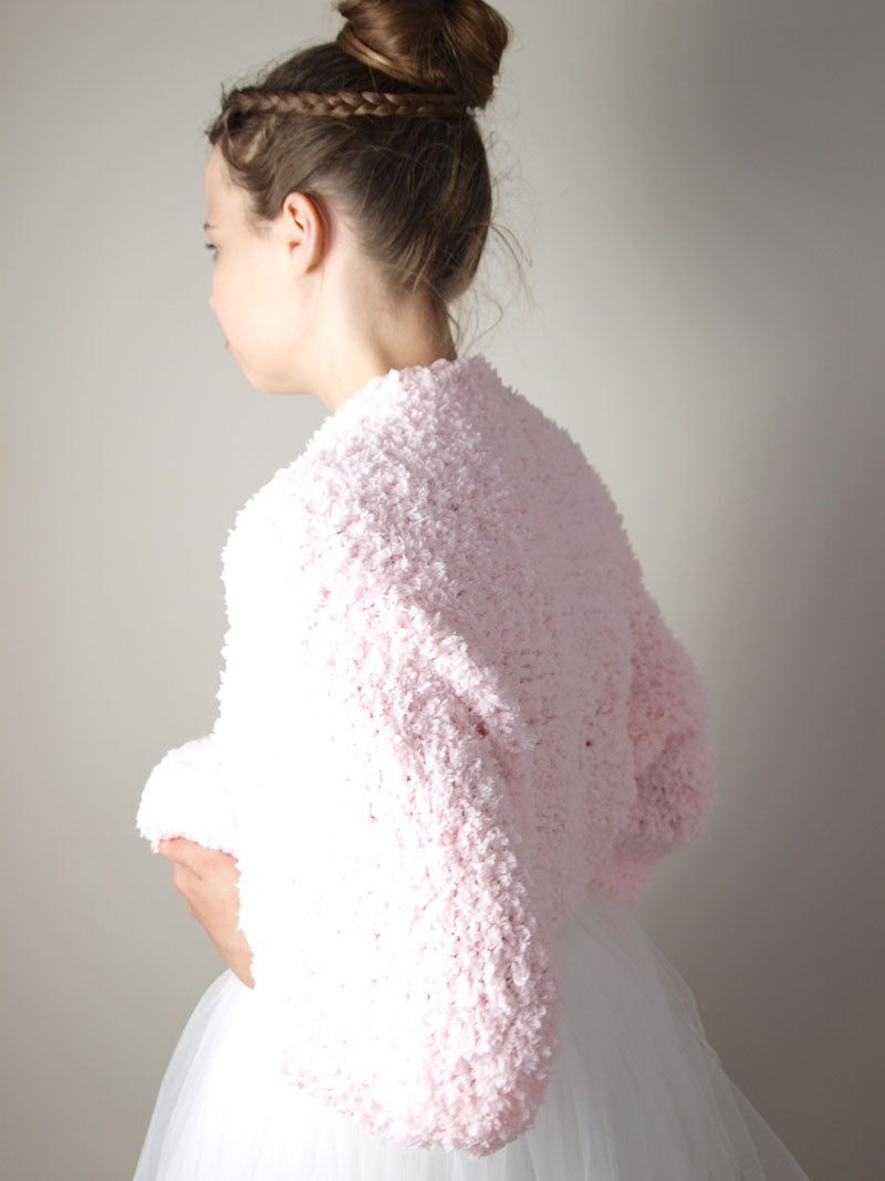 Strickanleitung für eine Bolero Jacke aus flauschiger Wolle JADE - Beemohr