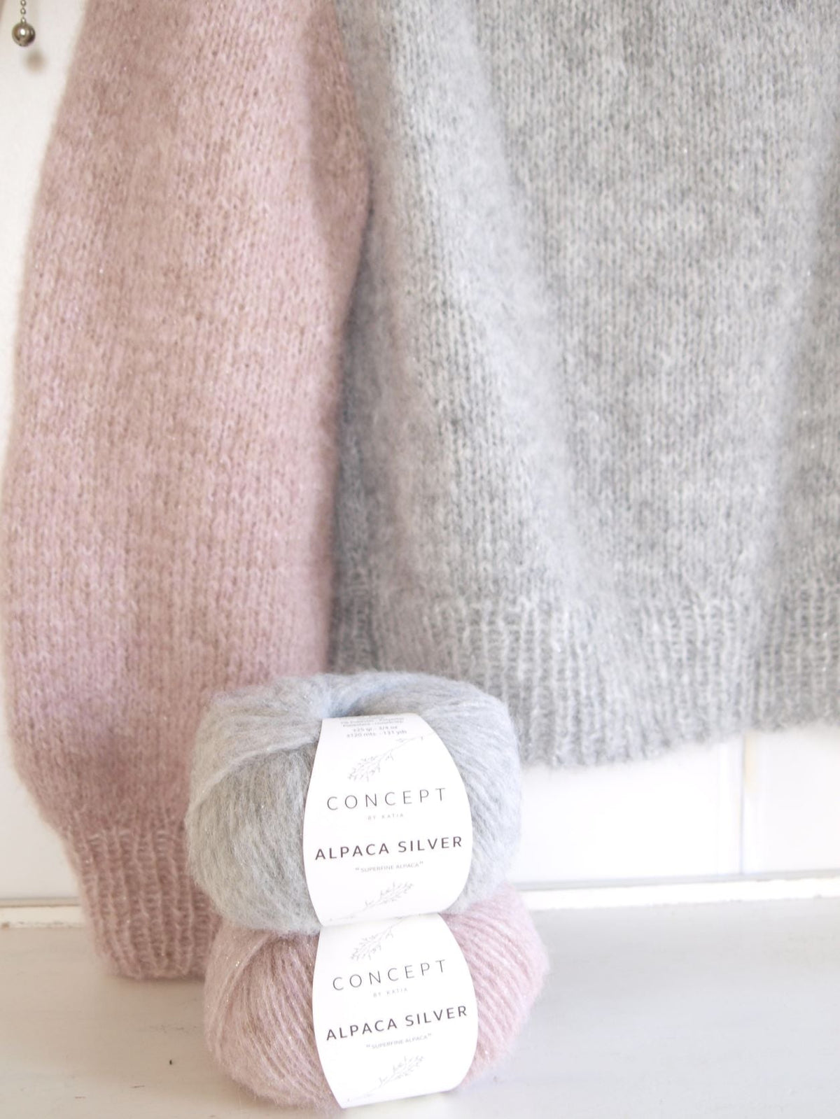STRICKANLEITUNG: 2 - Farbiger Pullover aus weichem Alpaca Silver von Katia - Beemohr