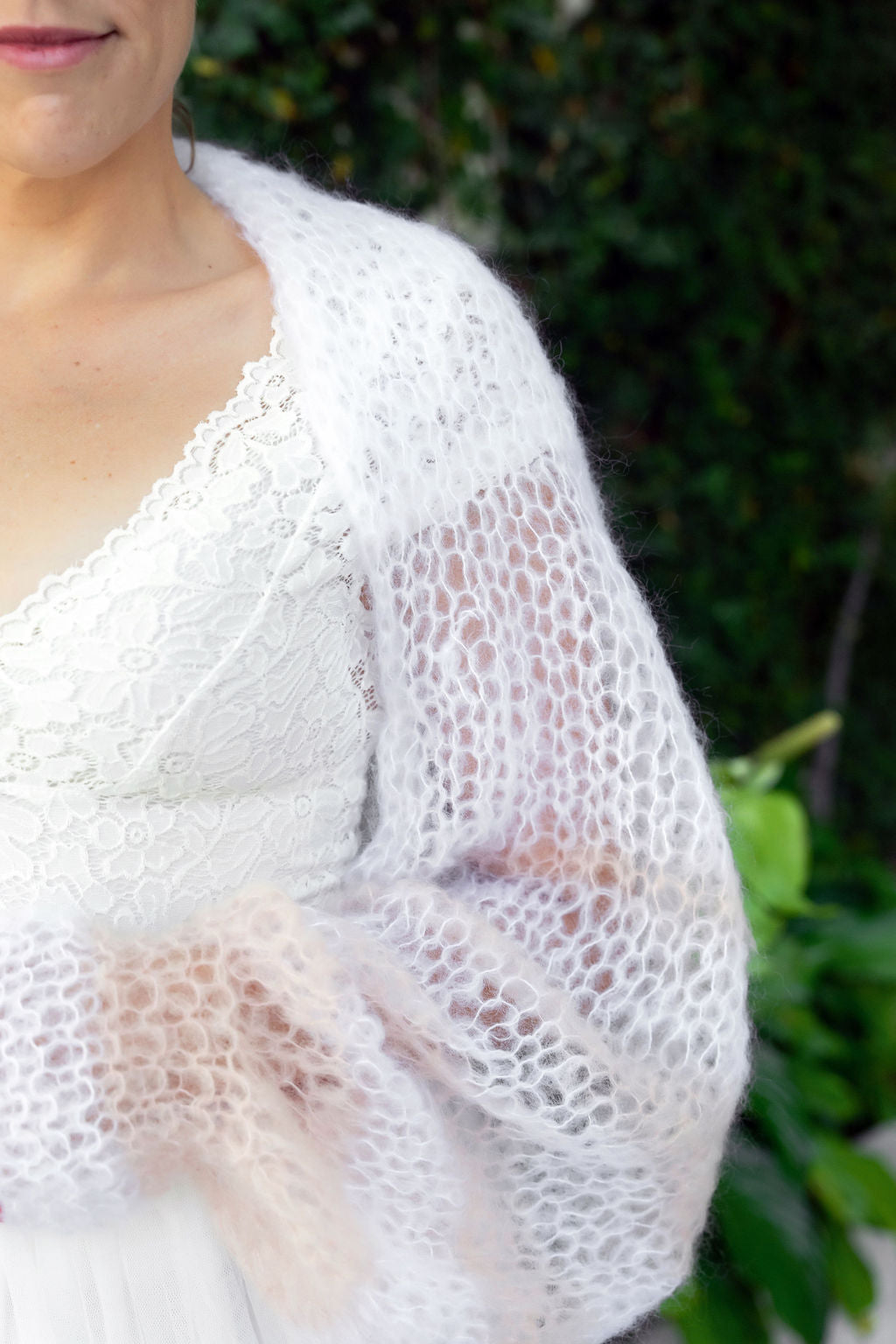 Strickset: Leichter Bolero mit langem Arm in zwei Farben AIR - Beemohr